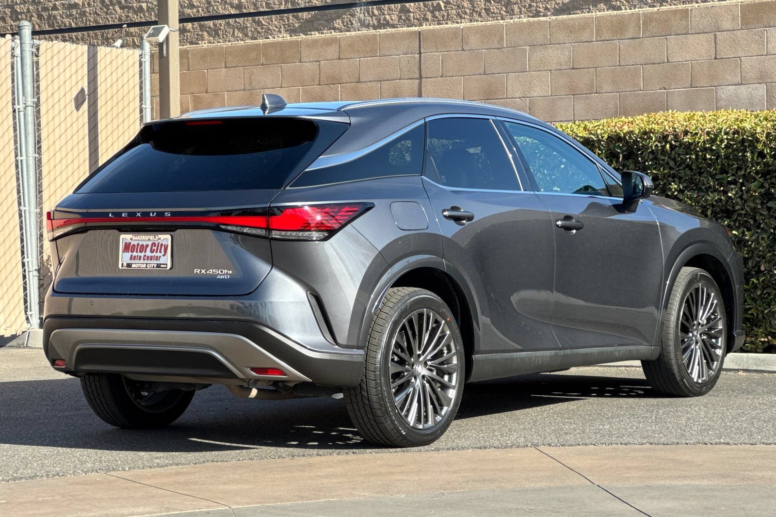 Used 2024 Lexus RX 450h AWD w/ Convenience Package image 4