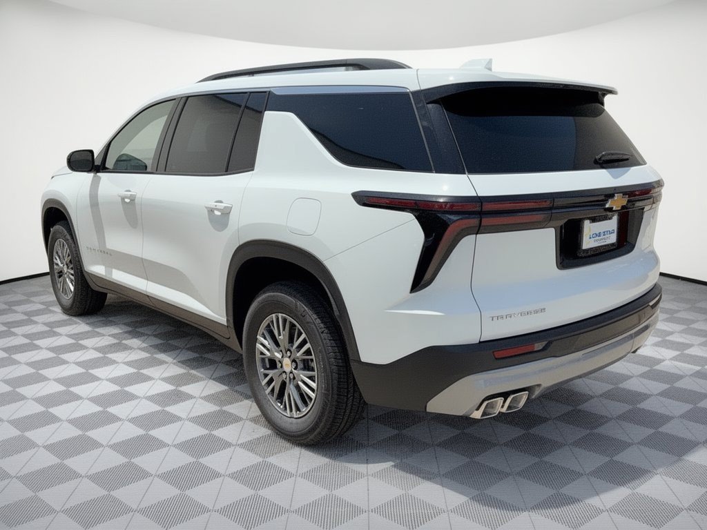 New 2027 Chevrolet Traverse LT FWD image 3