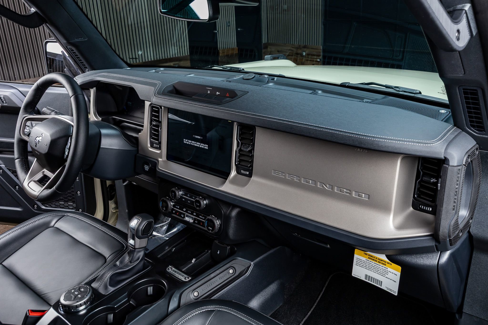 Used 2026 Ford Bronco Outer Banks AWD/4WD image 18