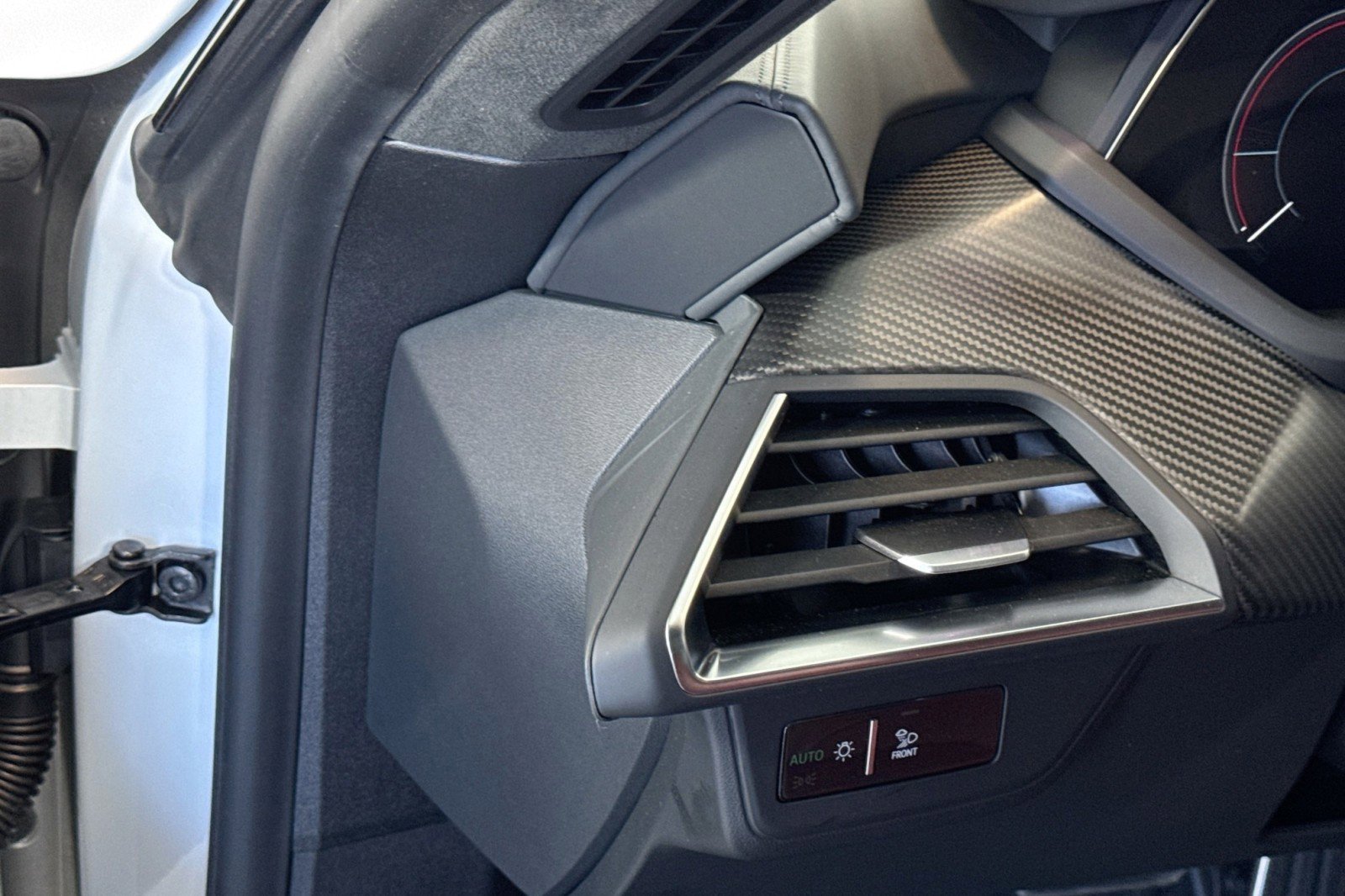 Used 2024 Audi RS e-tron GT w/ Carbon Performance Package image 10