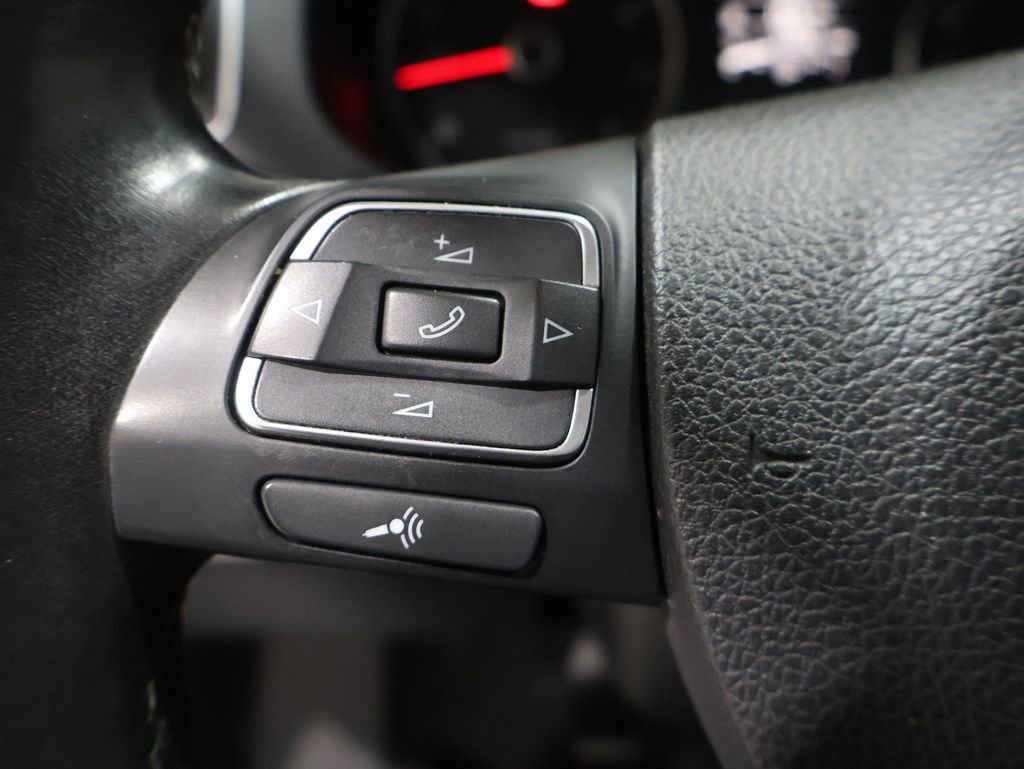 Used 2013 Volkswagen Jetta SE image 28