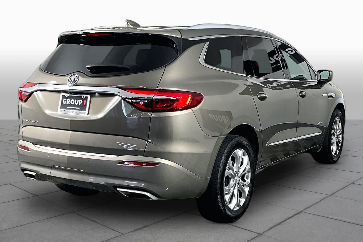 Certified 2020 Buick Enclave Avenir w/ Avenir Technology Package FWD image 12