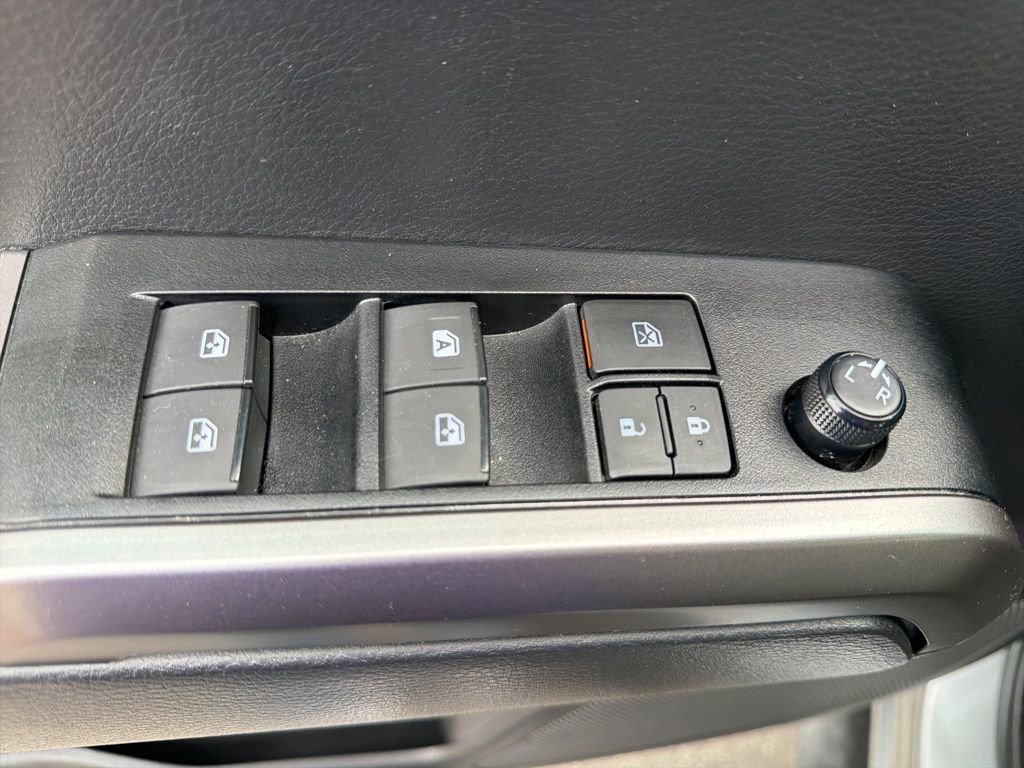 Used 2022 Toyota Tacoma SR5 image 25