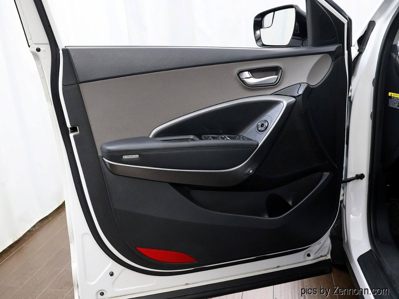 Used 2017 Hyundai Santa Fe Sport FWD image 26