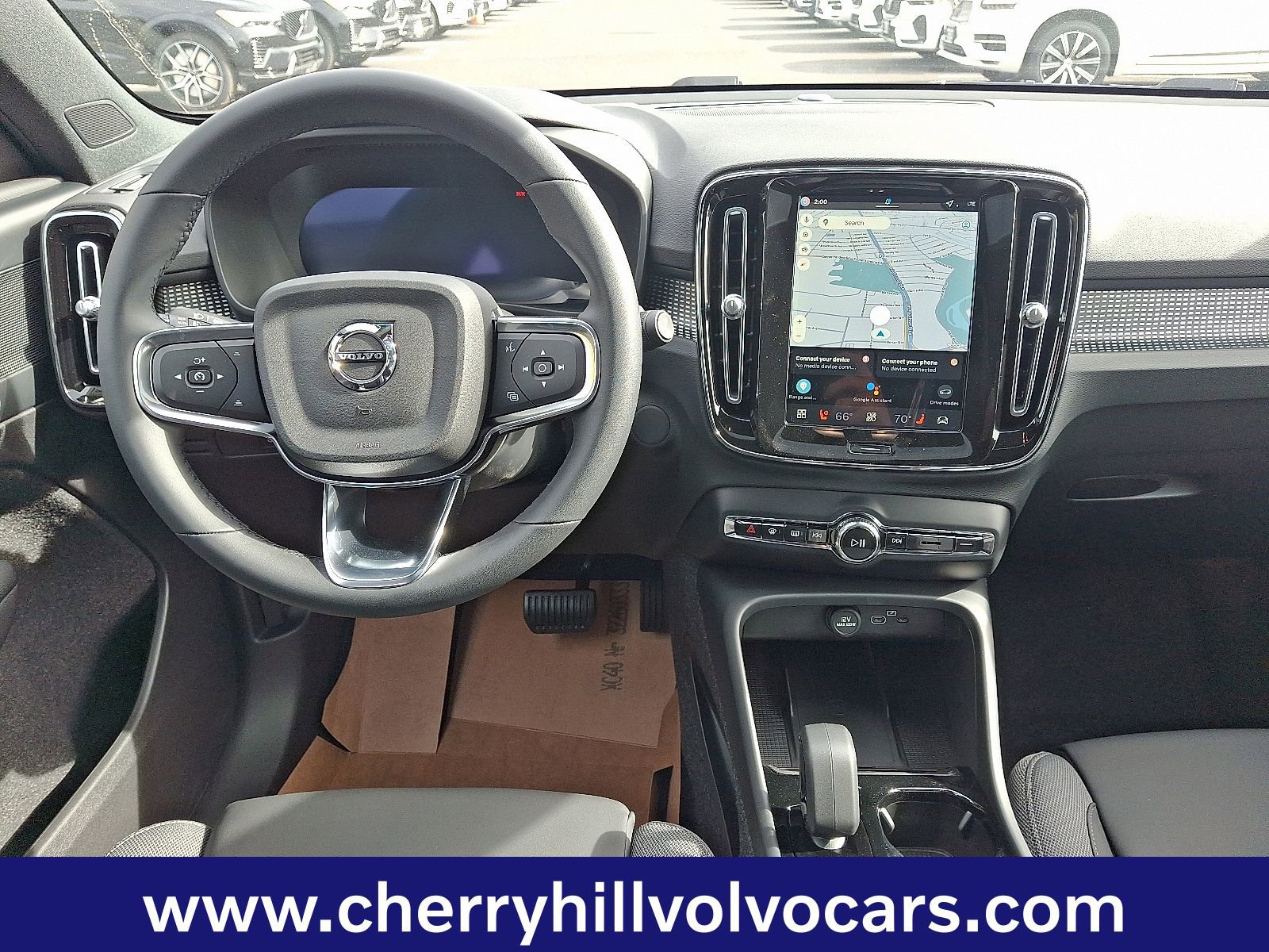 New 2026 Volvo EX40 Plus w/ Climate Package image 8