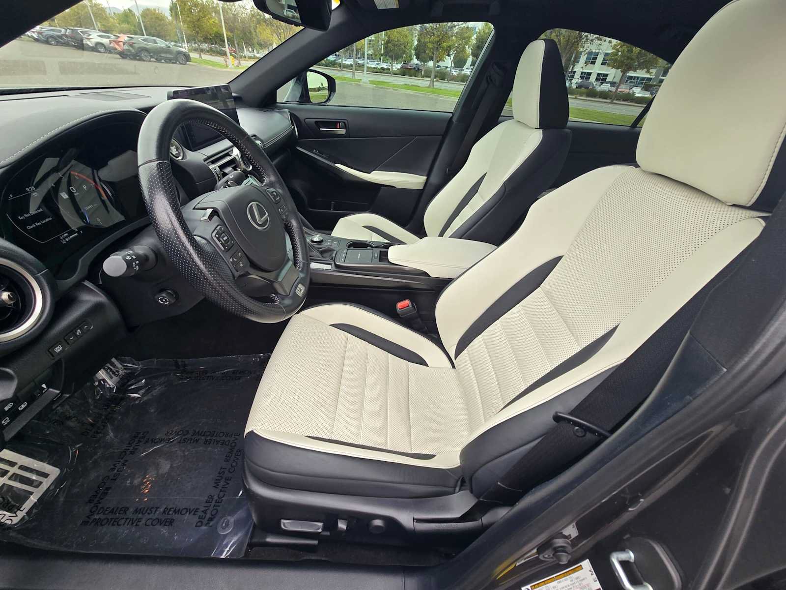 Used 2022 Lexus IS 500 RWD image 21