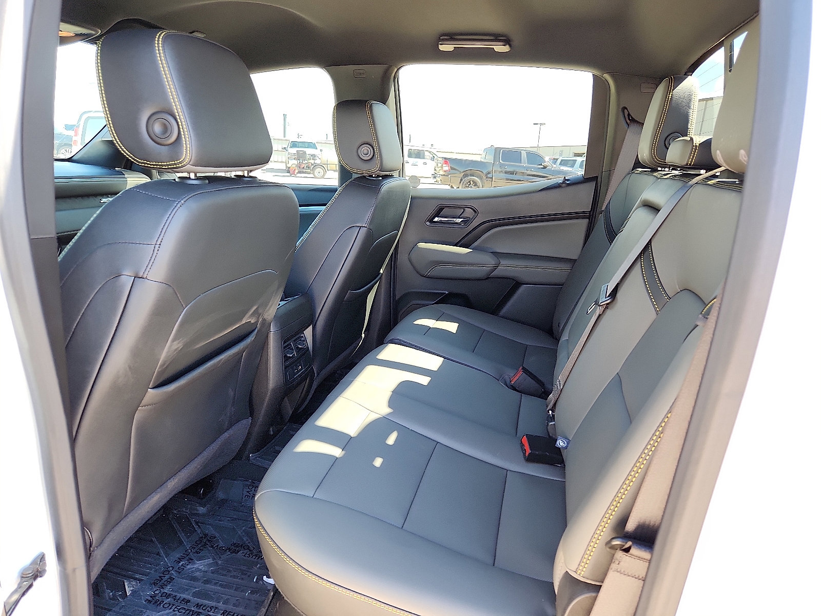 Used 2024 Chevrolet Colorado ZR2 w/ ZR2 Bison Edition image 10