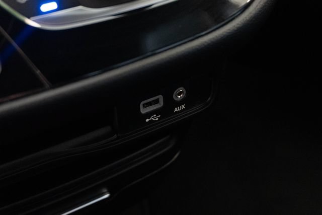 Used 2020 Chrysler Pacifica Touring w/ S Appearance Package FWD image 27