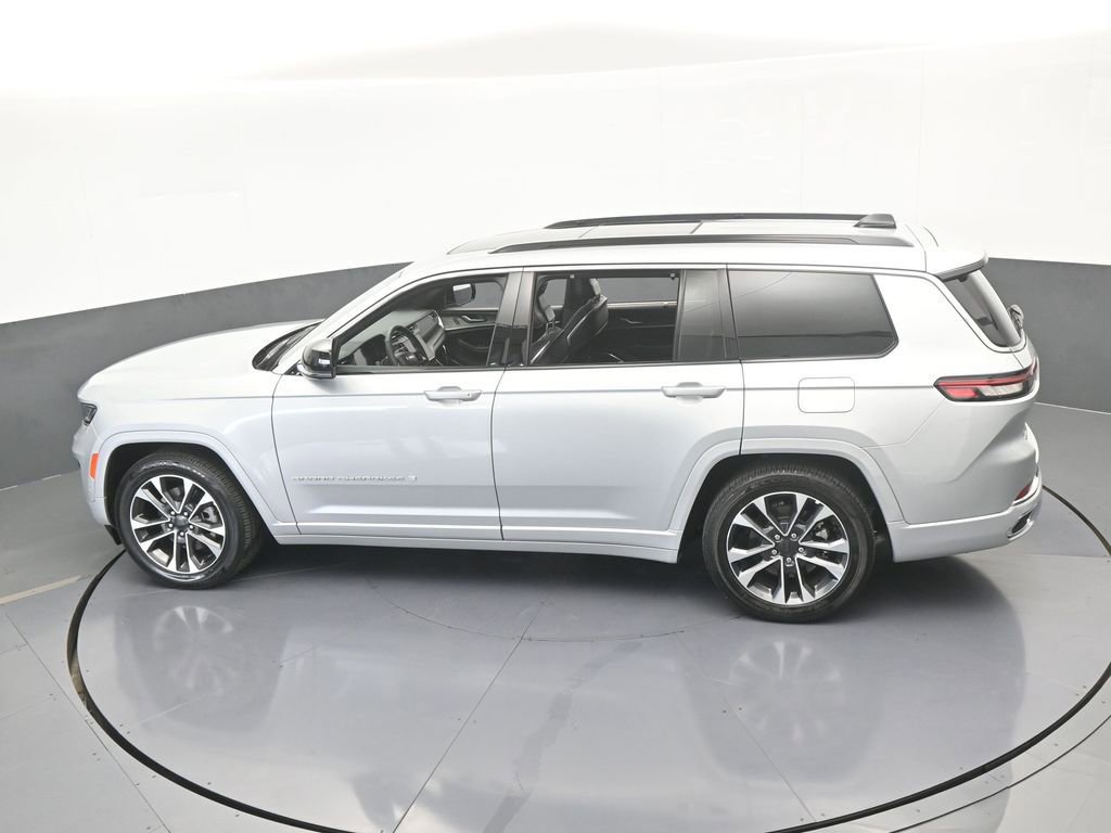 Used 2024 Jeep Grand Cherokee L Overland w/ Advanced Protech Group III image 60