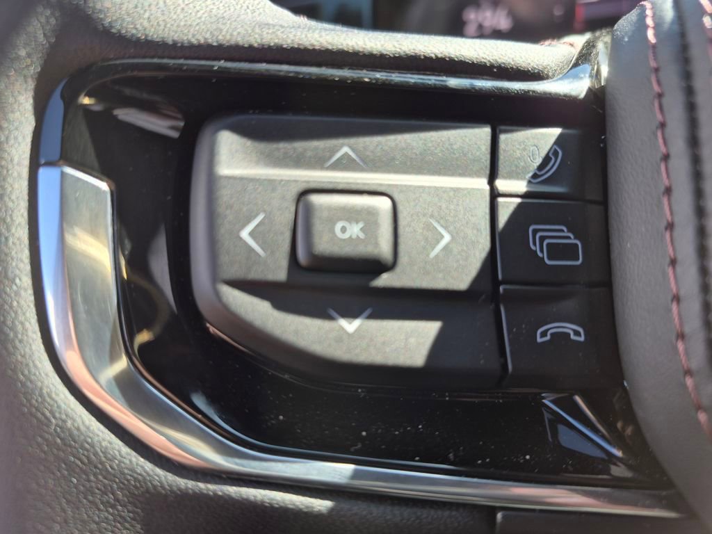 Used 2025 Jeep Wagoneer S Launch Edition image 18