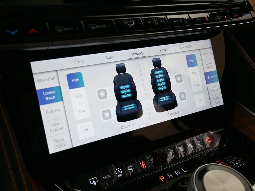 Used 2024 Jeep Grand Wagoneer Series III image 21