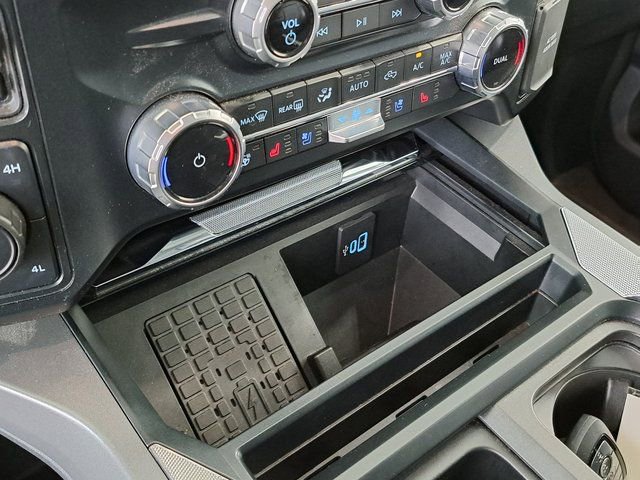Used 2023 Ford F350 Lariat w/ Sport Appearance Package image 16