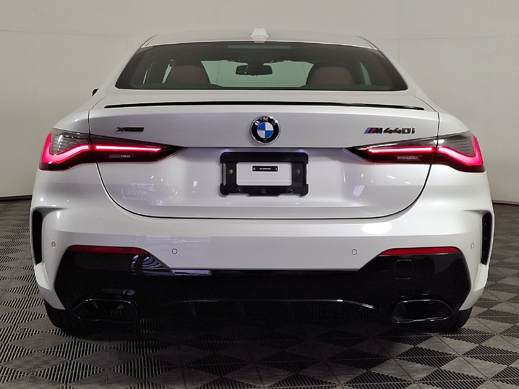 Certified 2024 BMW 440i xDrive Coupe w/ Premium Package AWD/4WD image 8