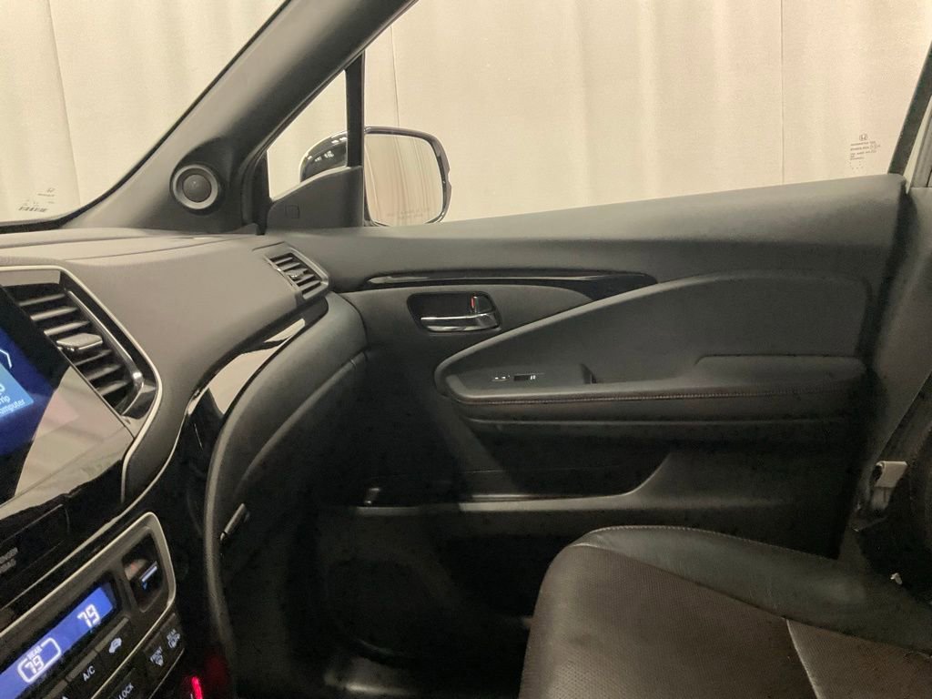 Used 2021 Honda Pilot Black Edition image 23