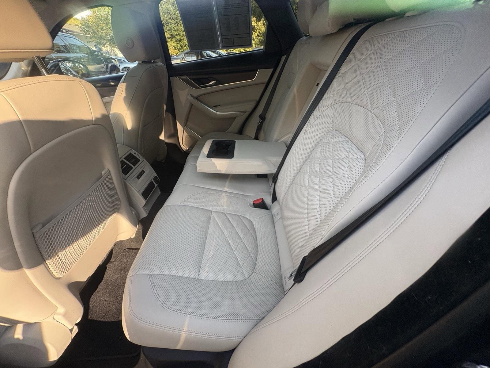 Used 2021 Jaguar F-PACE S image 32