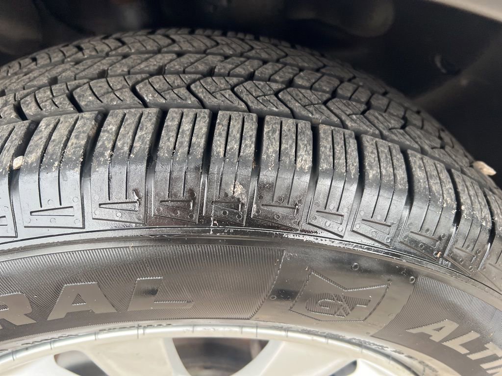 Certified 2019 Kia Sorento LX w/ LX Convenience Package image 39