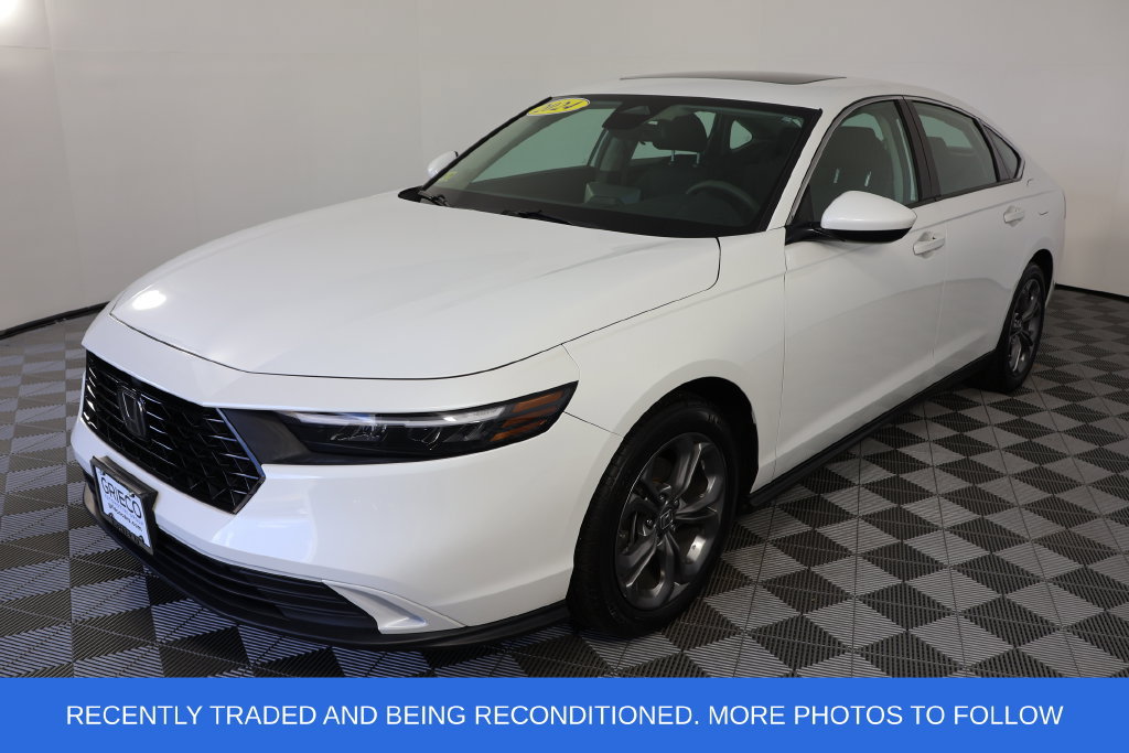 Used 2024 Honda Accord EX image 4