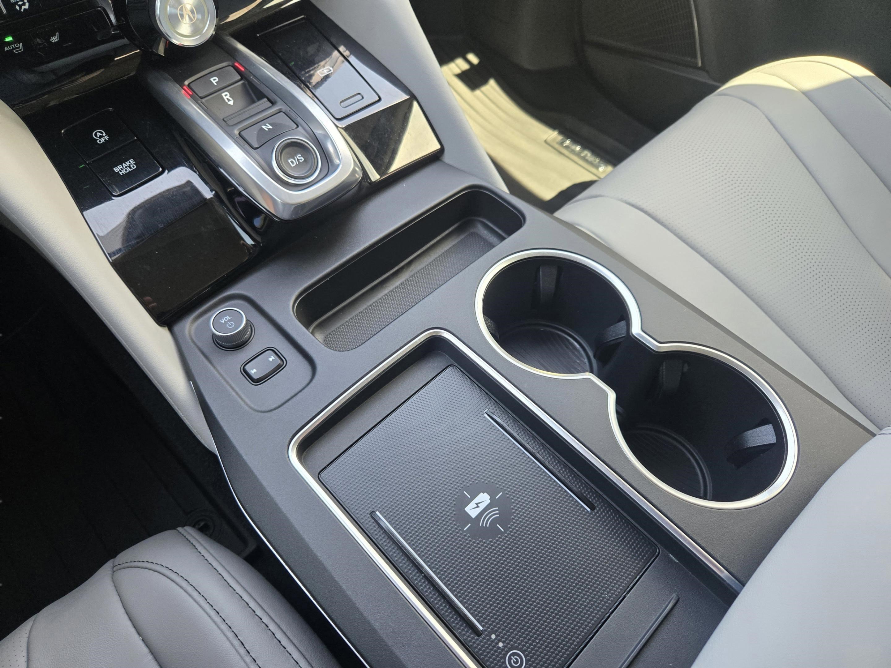 Certified 2026 Acura MDX w/ Technology Package image 12