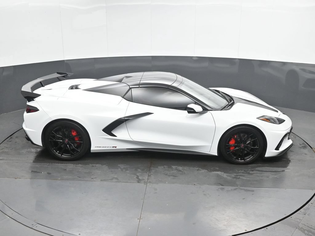 Used 2023 Chevrolet Corvette Stingray Premium Conv w/ Z51 Performance Package RWD image 34