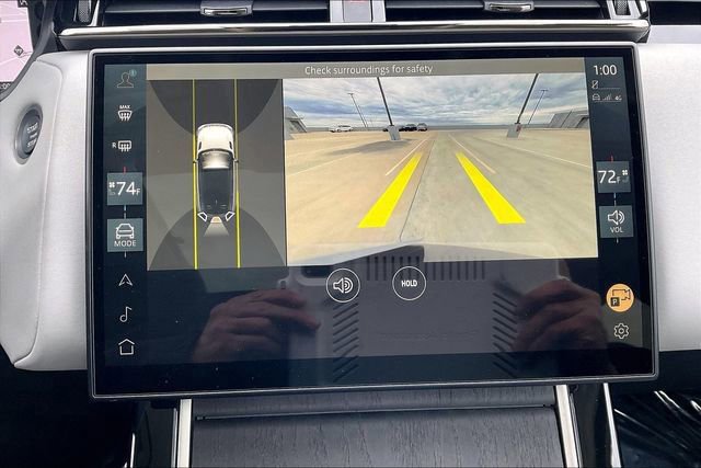 Used 2025 Land Rover Range Rover Velar Dynamic SE image 21