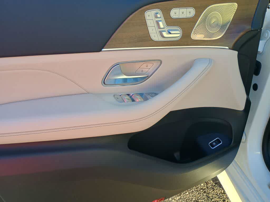 New 2026 Mercedes-Benz GLE 350 4MATIC image 9