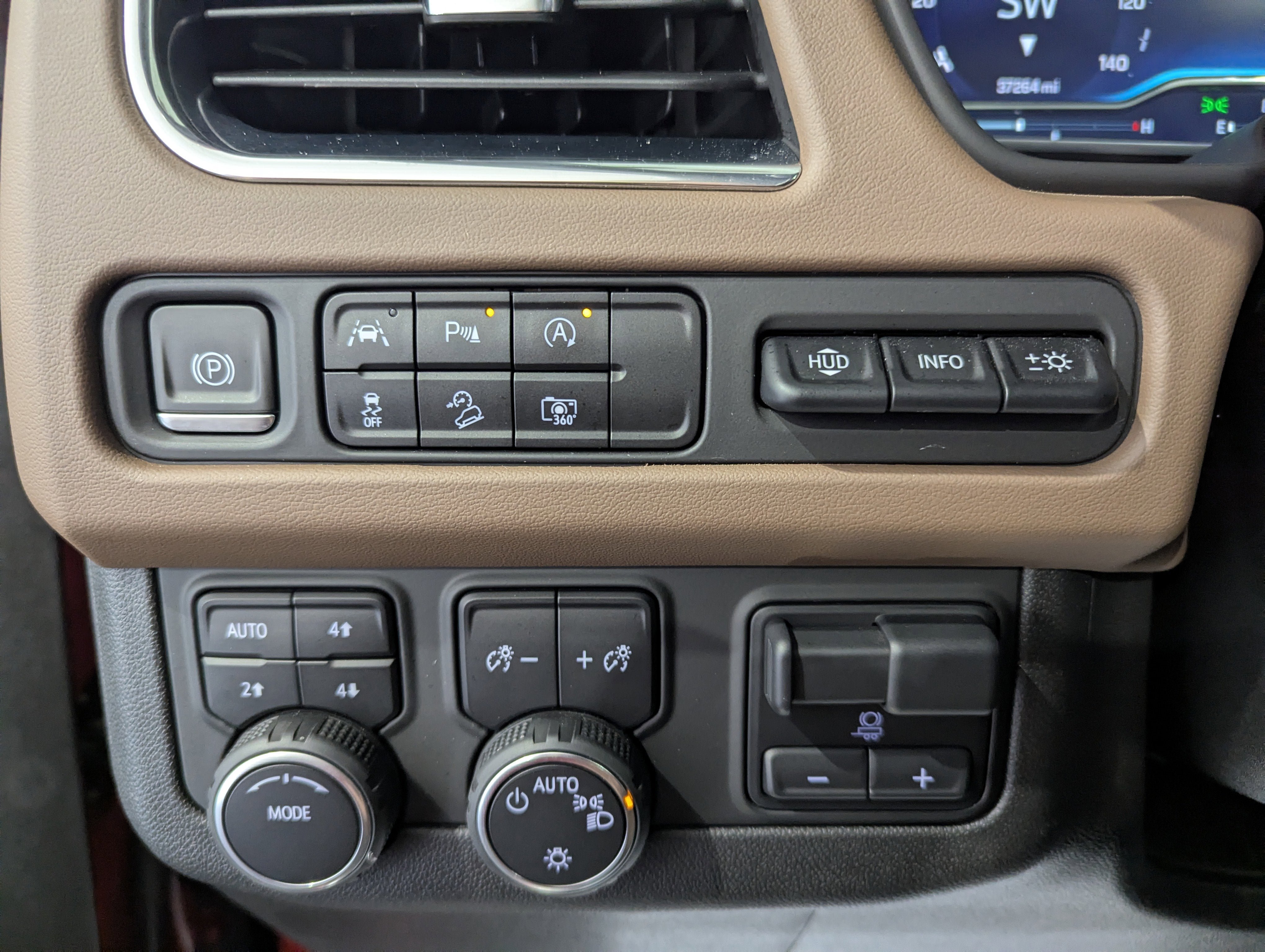 Used 2023 Chevrolet Tahoe High Country w/ Max Trailering Package AWD/4WD image 23