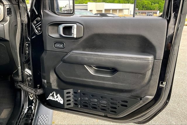Used 2023 Jeep Gladiator Overland AWD/4WD image 25