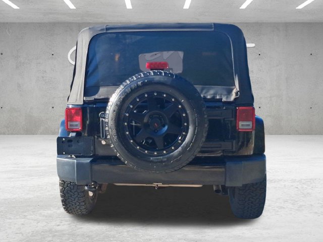 Used 2017 Jeep Wrangler Sahara AWD/4WD image 19
