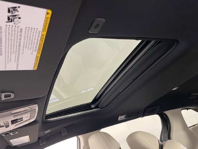 New 2026 Toyota Sienna Limited AWD/4WD image 12