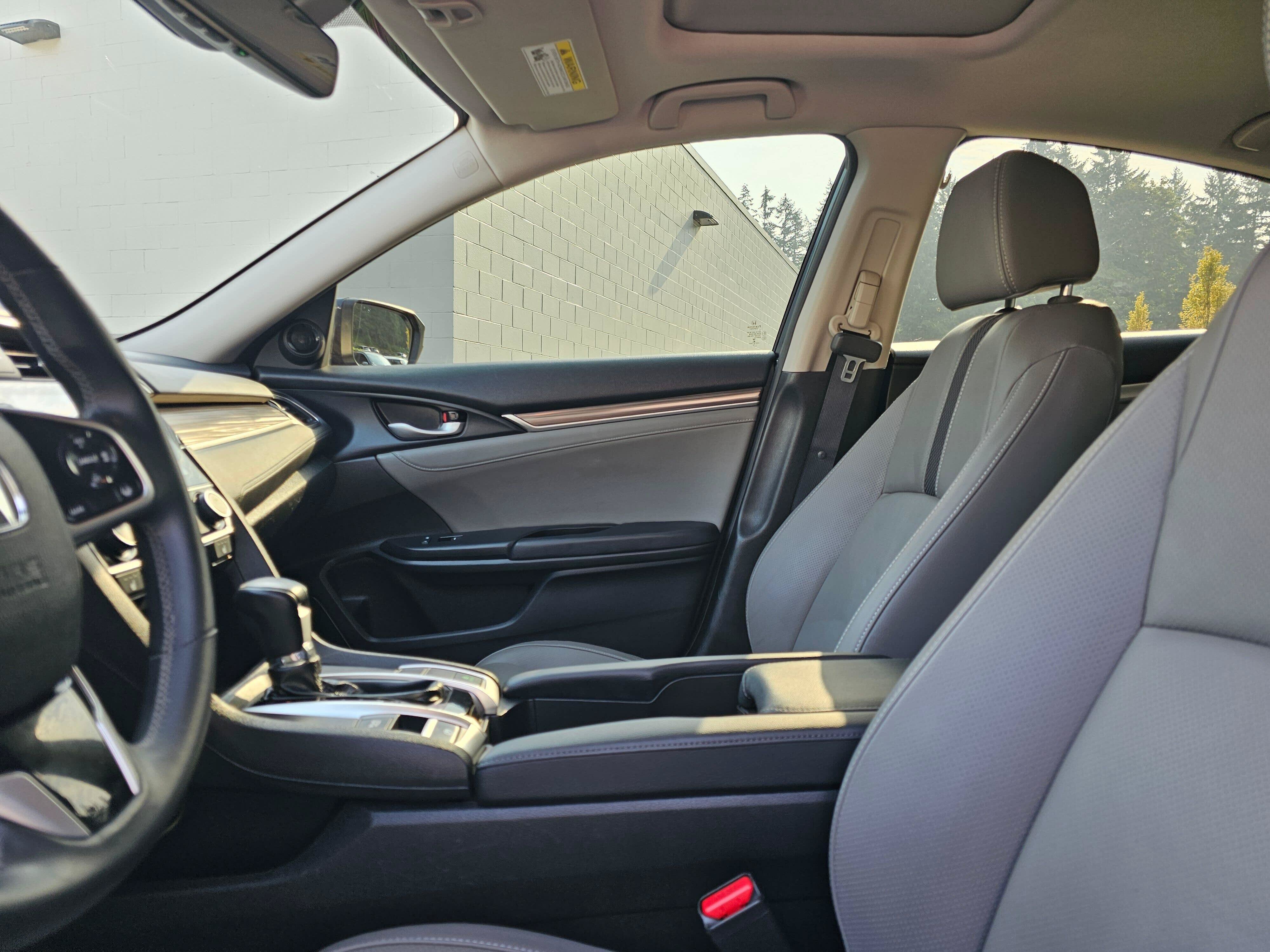 Used 2019 Honda Civic EX-L image 24
