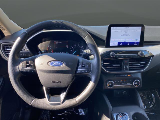 Used 2020 Ford Escape SEL image 8