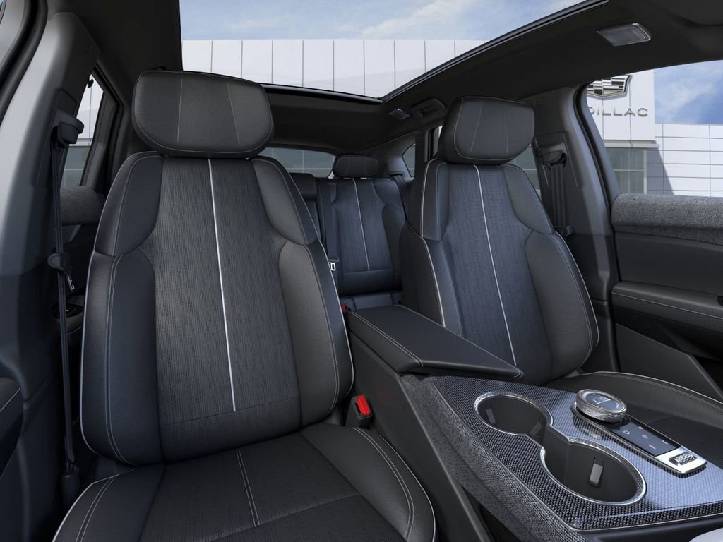 New 2025 Cadillac Optiq Luxury 2 w/ LPO, Floor Liner Package image 16