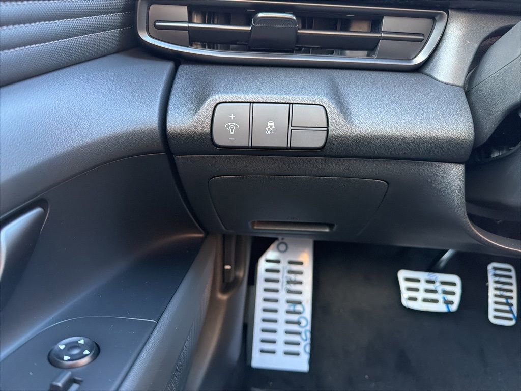 New 2026 Hyundai Elantra Sport image 27