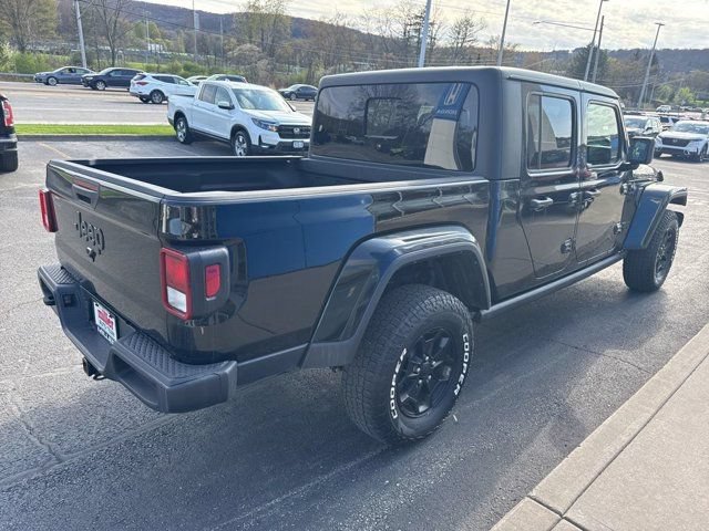 Used 2022 Jeep Gladiator Sport AWD/4WD image 4