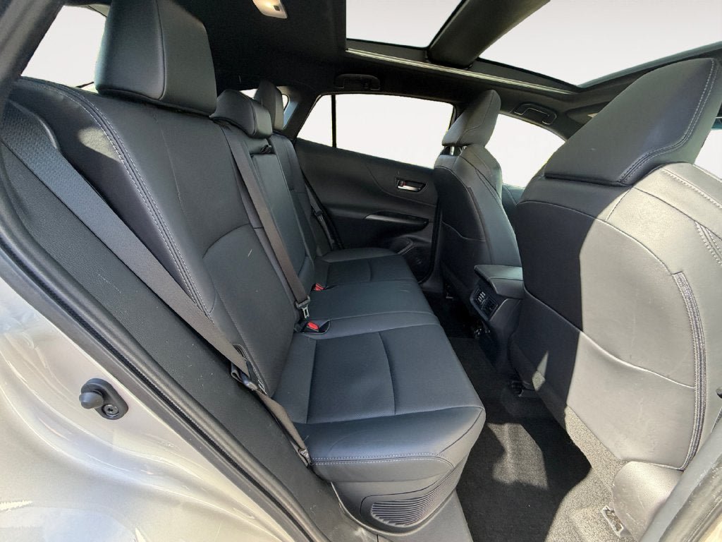 Used 2022 Toyota Venza Limited w/ Advanced Technology Package AWD/4WD image 23