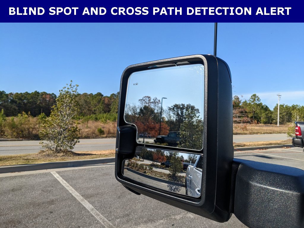 Used 2024 GMC Sierra 2500 AT4 image 7