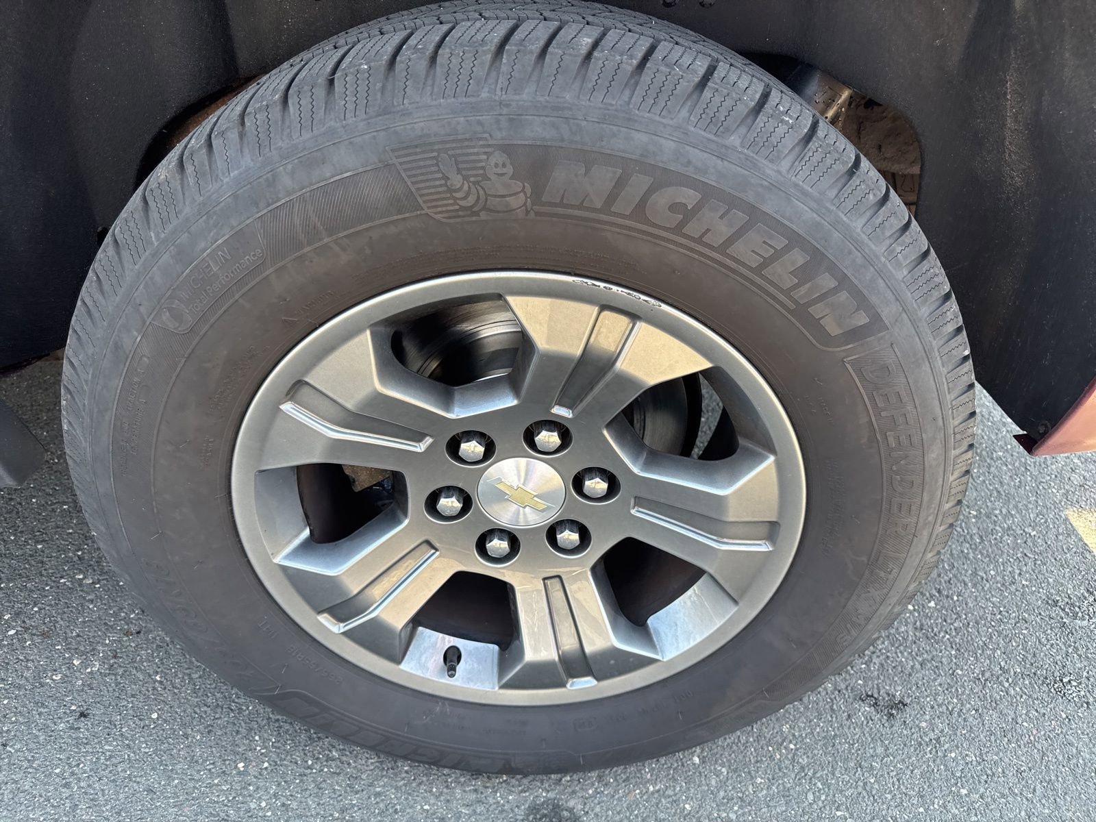 Used 2019 Chevrolet Tahoe LS image 11