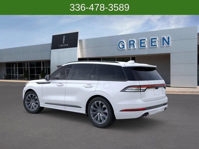 New 2026 Lincoln Aviator 2WD w/ Jet Appearance Package image 4