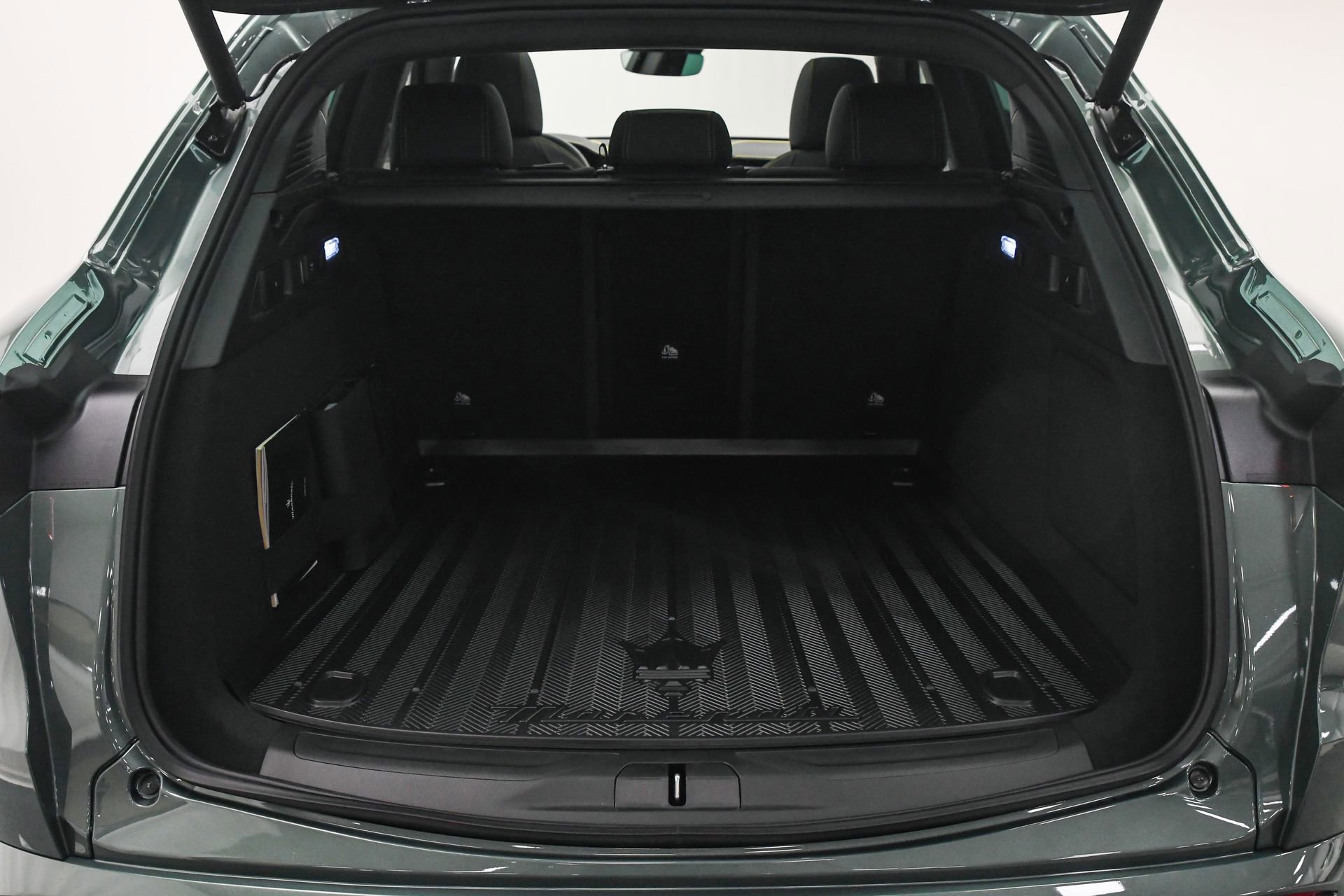 New 2025 Maserati Grecale Modena image 7