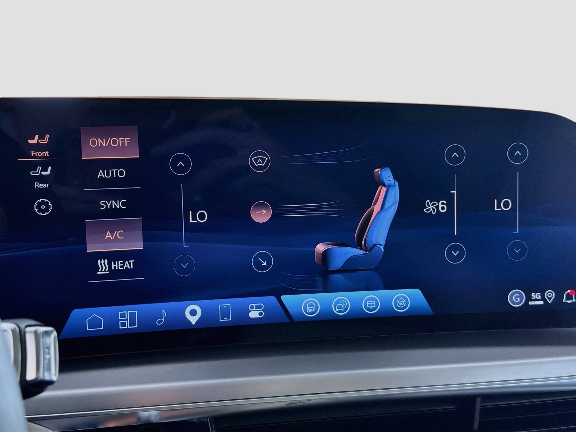 New 2027 Cadillac Lyriq Sport RWD image 32