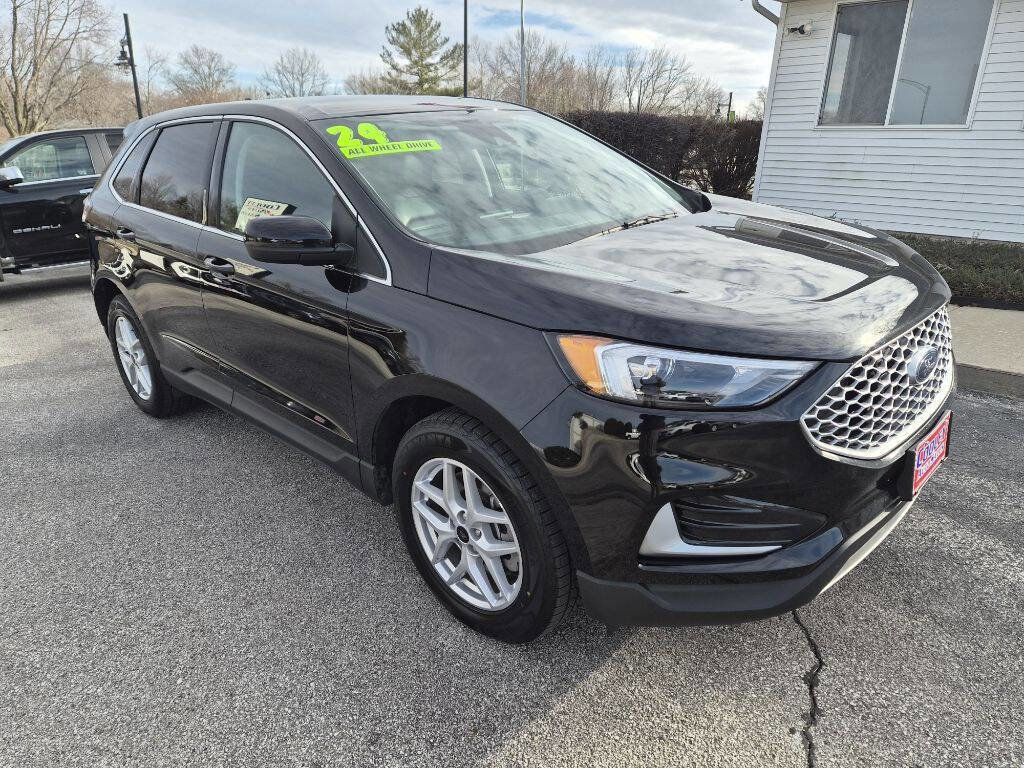 Used 2024 Ford Edge SEL