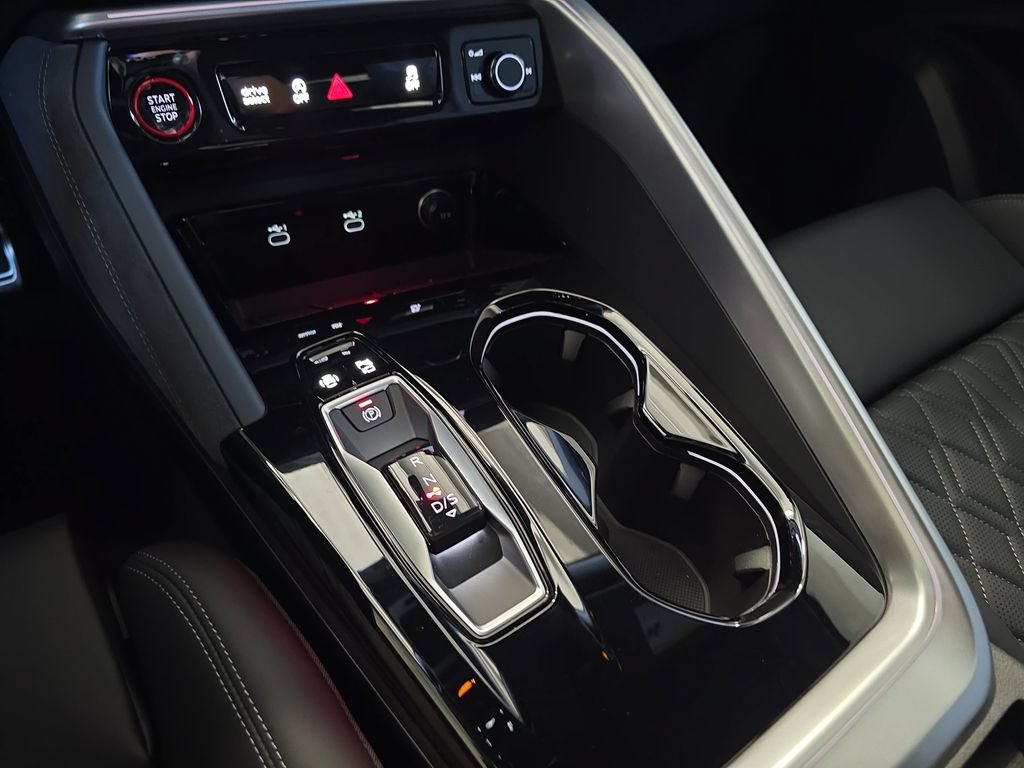 New 2026 Audi SQ5 Prestige AWD/4WD image 22
