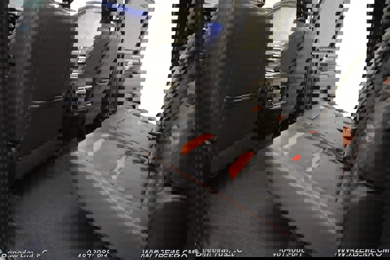 Used 2024 GMC Sierra 2500 AT4 w/ AT4 Premium Plus Package image 25