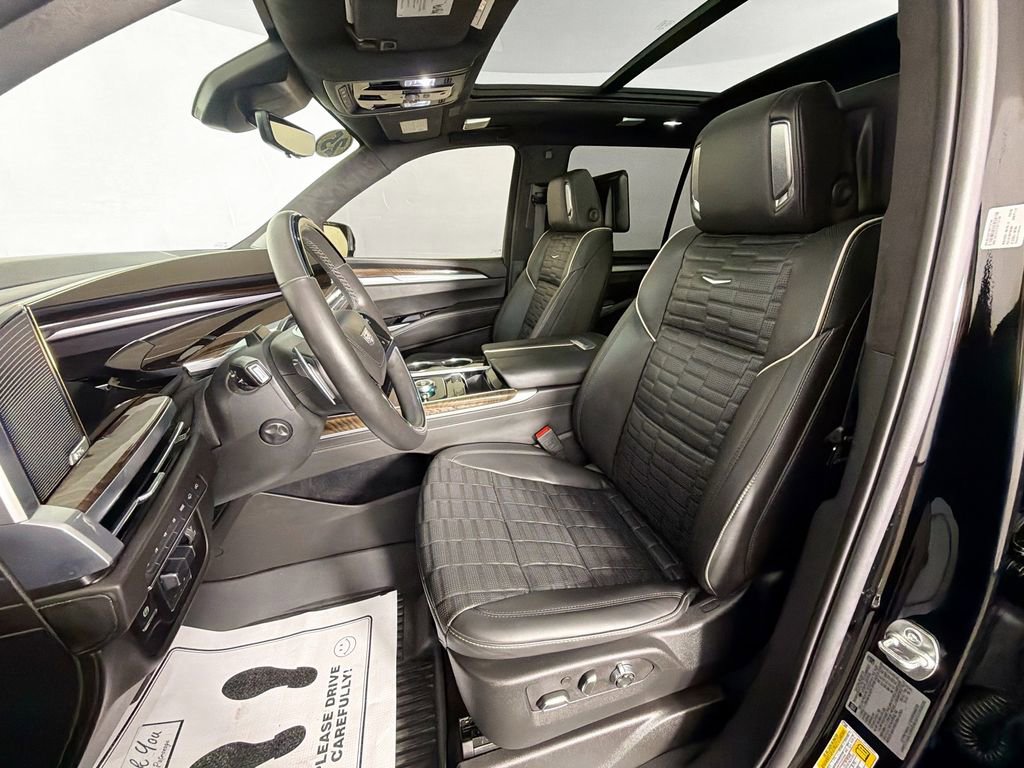 Used 2025 Cadillac Escalade Sport Platinum image 22