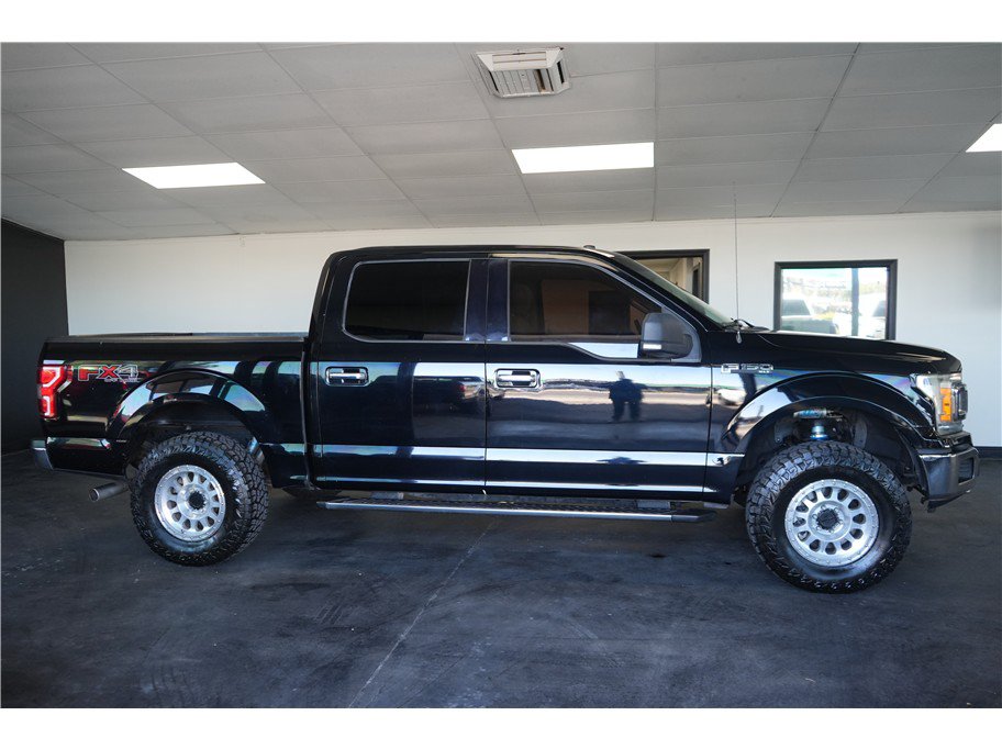 Used 2018 Ford F150 XLT w/ Equipment Group 301A Mid AWD/4WD image 8