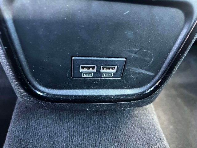 Used 2019 Chrysler 300 S RWD image 12
