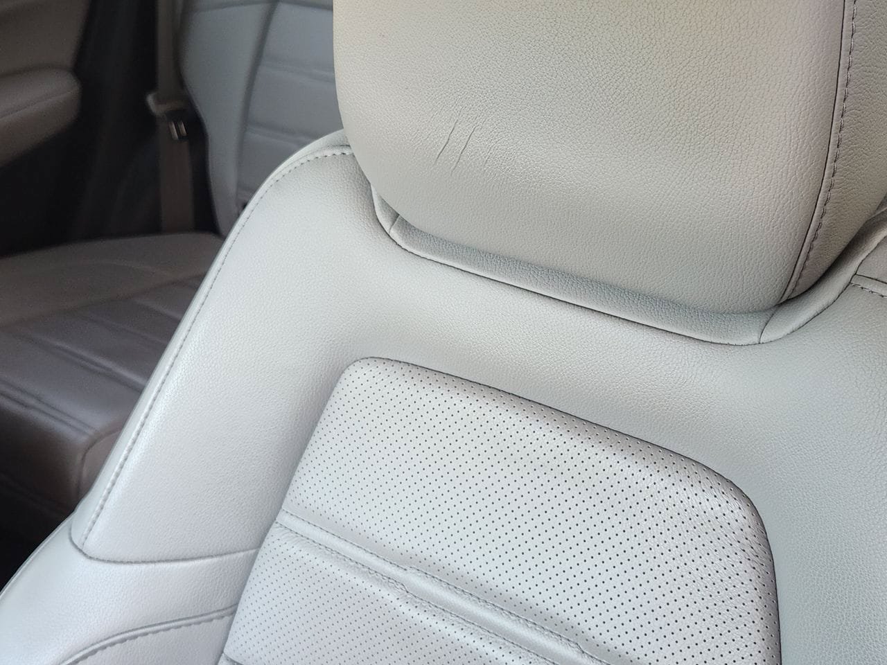 Used 2017 Honda CR-V Touring image 14
