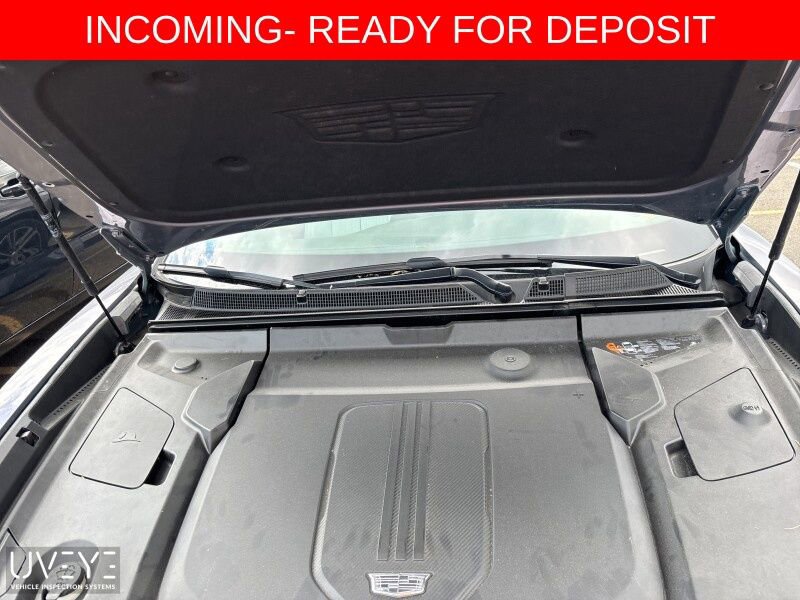 Used 2024 Cadillac Lyriq Luxury w/ LPO, Floor Liner Package AWD/4WD image 12