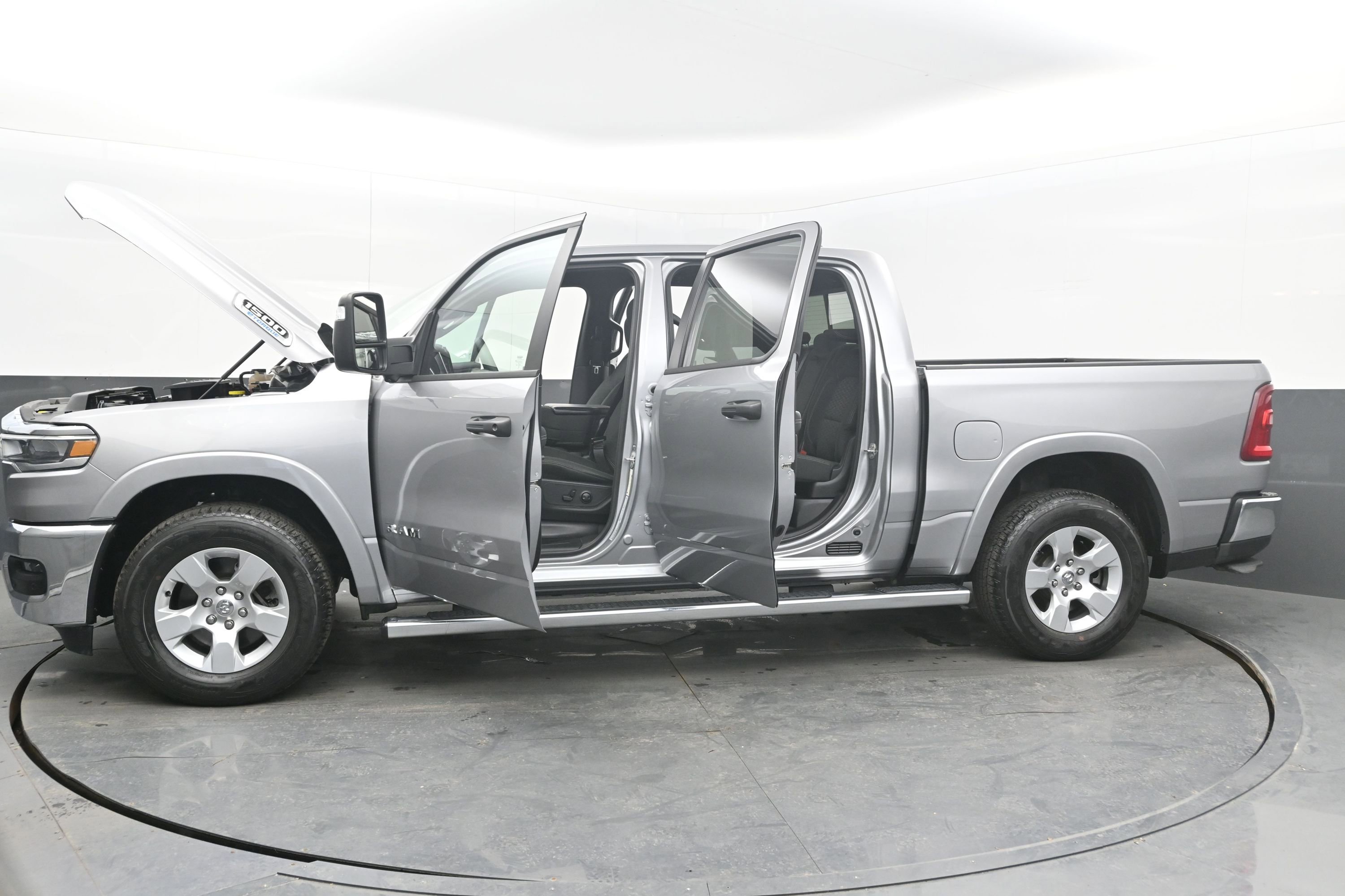 Used 2025 RAM 1500 Big Horn image 43