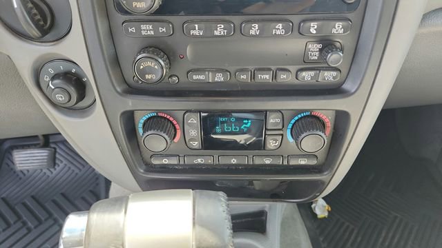 Used 2007 Chevrolet TrailBlazer LT AWD/4WD image 16